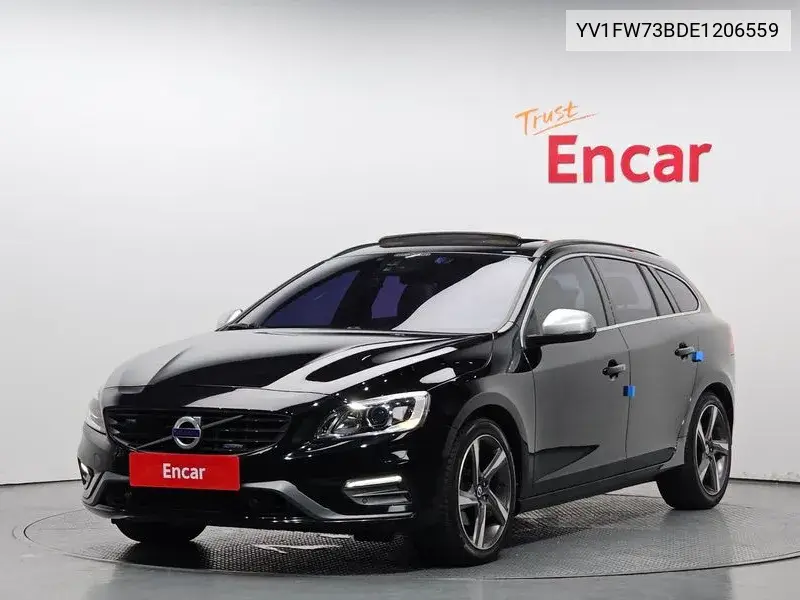 V60 D4 R-Design 1St Generation VIN: YV1FW73BDE1206559 Lot: 39465716