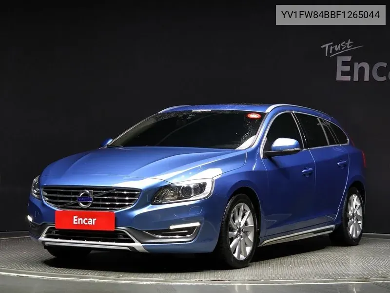 V60 D2 1St Generation VIN: YV1FW84BBF1265044 Lot: 38322440