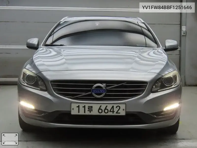 V60 D2 1St Generation VIN: YV1FW84BBF1251646 Lot: 39078358