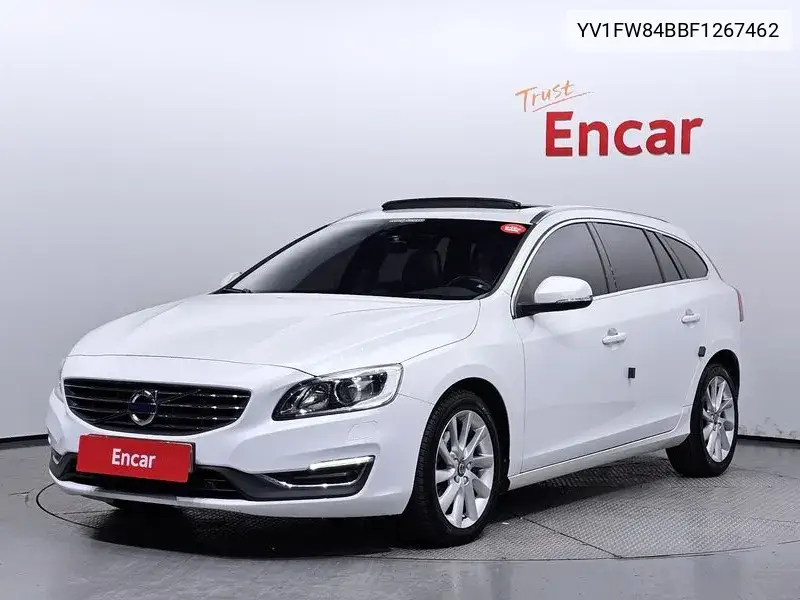 V60 D2 1St Generation VIN: YV1FW84BBF1267462 Lot: 39254733
