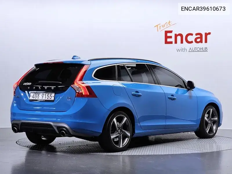 V60 D4 R-Design 1St Generation VIN: ENCAR39610673 Lot: 39610673