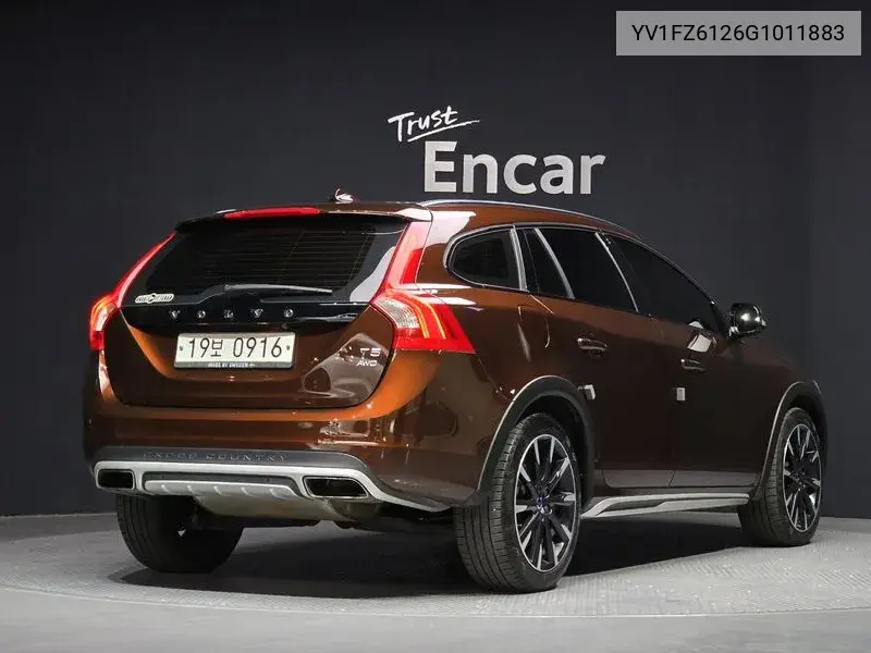 V60 Cross Country T5 Awd VIN: YV1FZ6126G1011883 Lot: 39181375