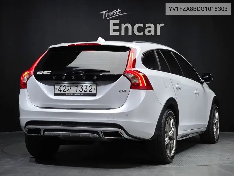 V60 Cross Country D4 VIN: YV1FZA8BDG1018303 Lot: 39338467