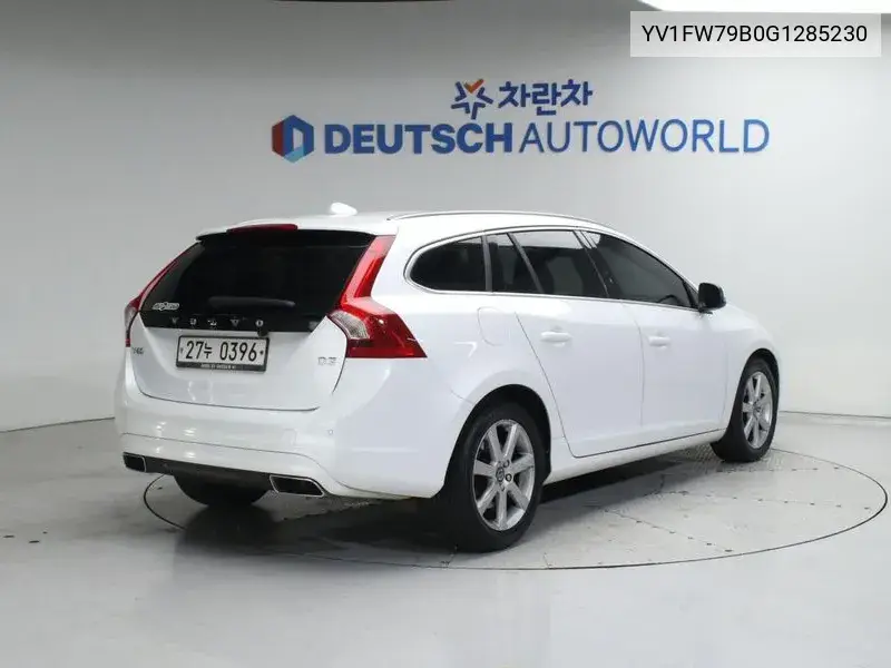 V60 D3 1St Generation VIN: YV1FW79B0G1285230 Lot: 39544688