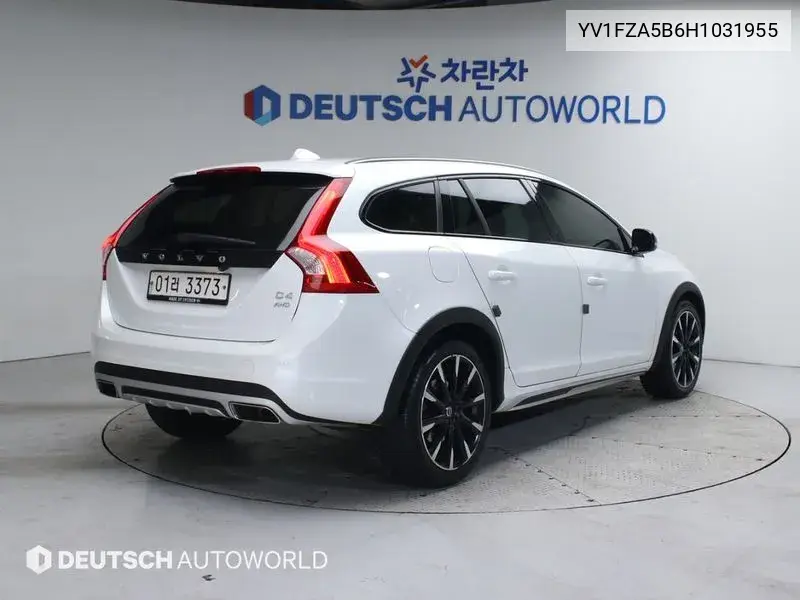 V60 Cross Country D4 Awd VIN: YV1FZA5B6H1031955 Lot: 39129213