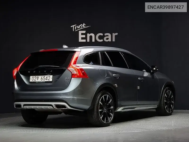 V60 Cross Country D4 Awd VIN: ENCAR39897427 Lot: 39897427