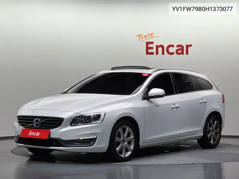 V60 D3 1St Generation VIN: YV1FW79B0H1373077 Lot: 39899676