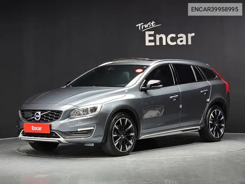 V60 Cross Country D4 Awd VIN: ENCAR39958995 Lot: 39958995