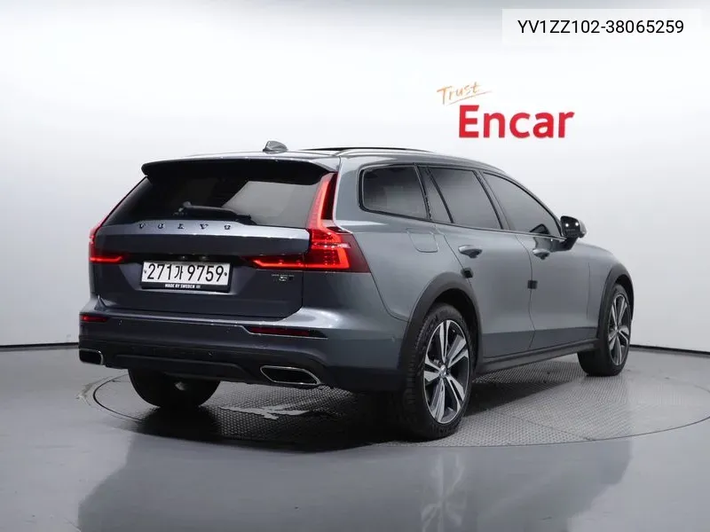 V60 Cross Country 2Nd Generation T5 Pro Awd VIN: YV1ZZ102-38065259 Lot: 38065259