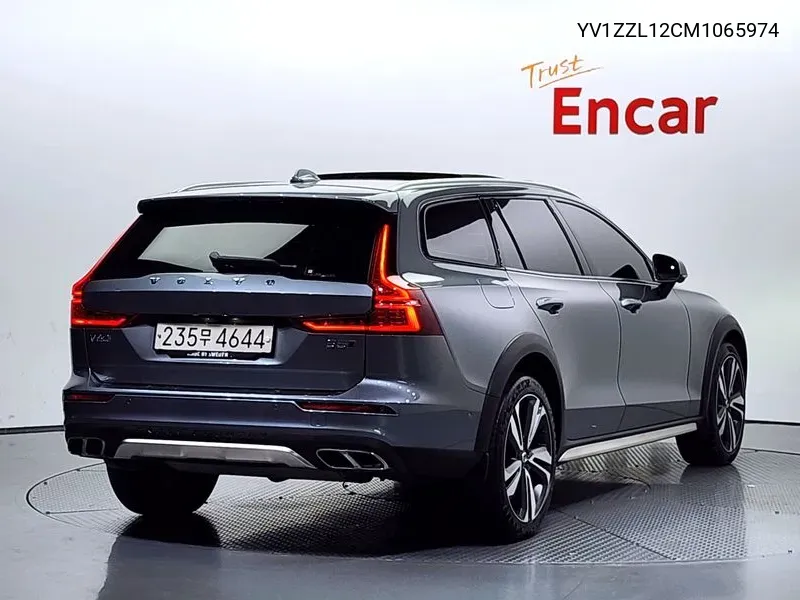 V60 Cross Country 2Nd Generation B5 Pro Awd VIN: YV1ZZL12CM1065974 Lot: 38416609