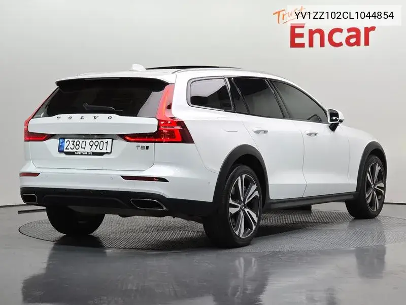 V60 Cross Country 2Nd Generation T5 Pro Awd VIN: YV1ZZ102CL1044854 Lot: 39199566