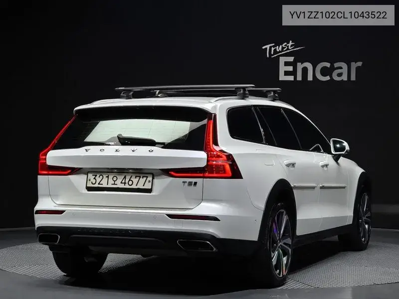 V60 Cross Country 2Nd Generation T5 Pro Awd VIN: YV1ZZ102CL1043522 Lot: 39593015