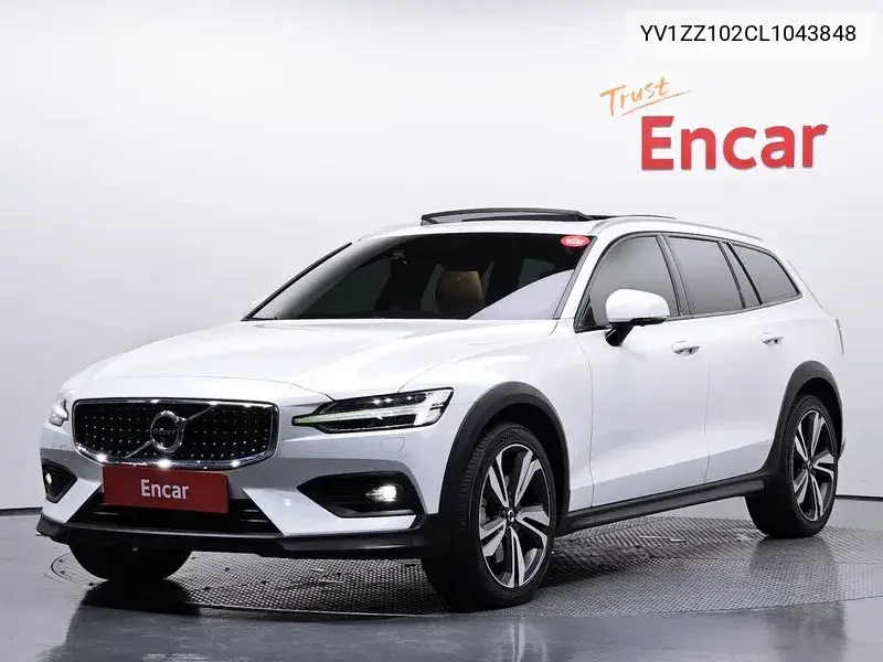 V60 Cross Country 2Nd Generation T5 Pro Awd VIN: YV1ZZ102CL1043848 Lot: 39801655
