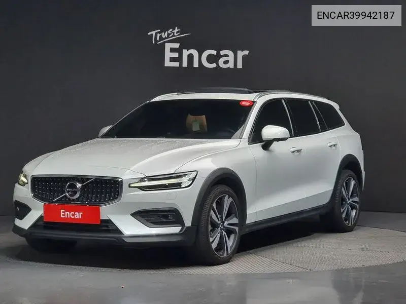 V60 Cross Country 2Nd Generation B5 Pro Awd VIN: ENCAR39942187 Lot: 39942187