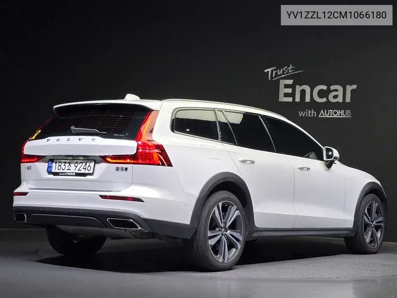 V60 Cross Country 2Nd Generation B5 Pro Awd VIN: YV1ZZL12CM1066180 Lot: 39974363