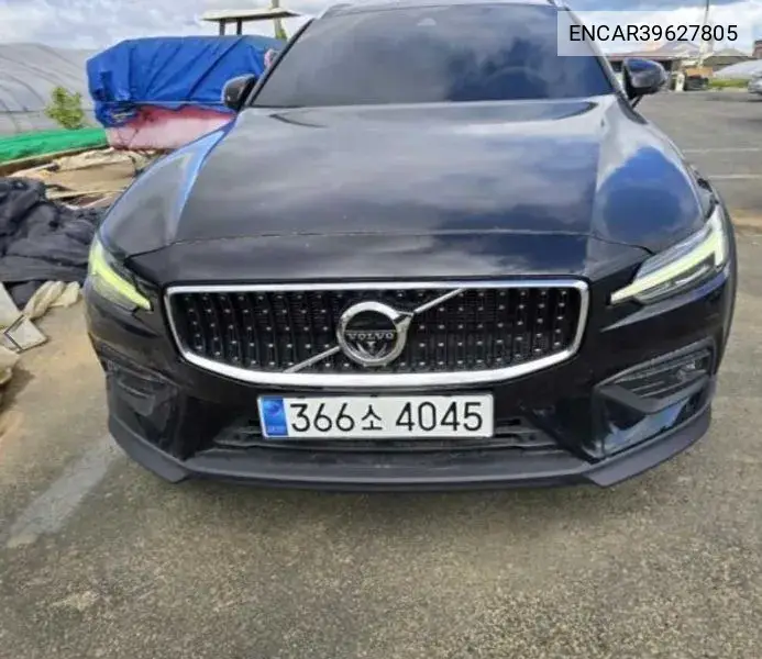 V60 Cross Country 2Nd Generation B5 Pro Awd VIN: ENCAR39627805 Lot: 39627805