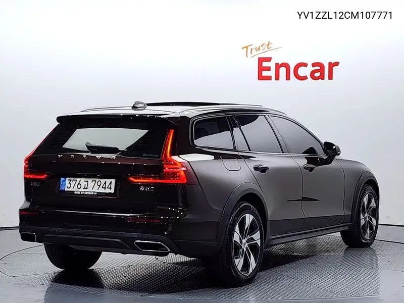 V60 Cross Country 2Nd Generation B5 Awd VIN: YV1ZZL12CM107771 Lot: 39798850
