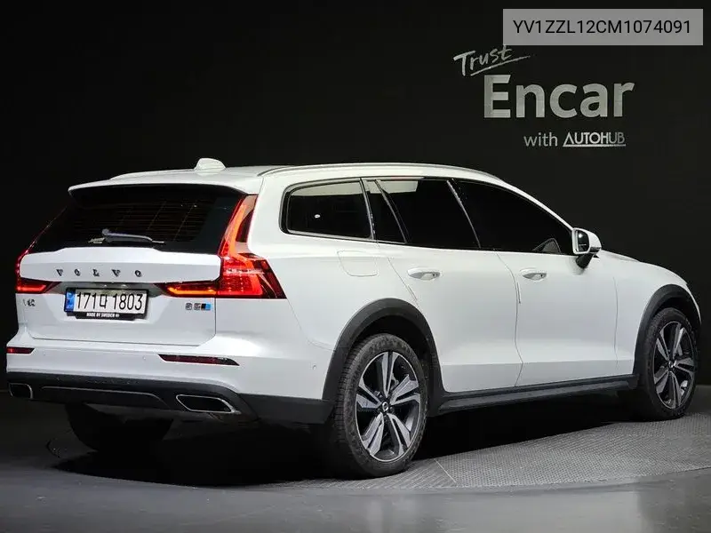 V60 Cross Country 2Nd Generation B5 Pro Awd VIN: YV1ZZL12CM1074091 Lot: 39957689