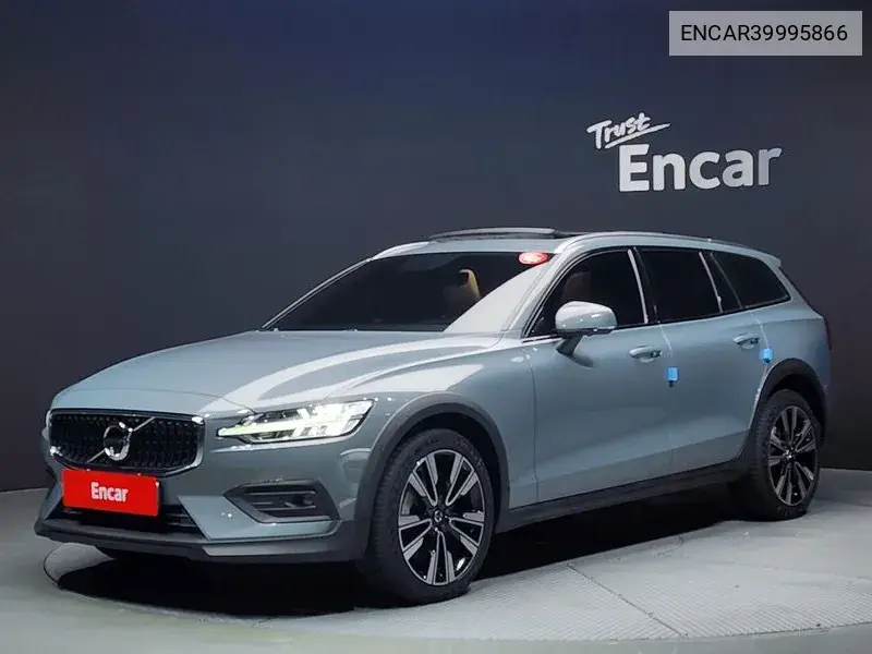 V60 Cross Country 2Nd Generation B5 Pro Awd VIN: ENCAR39995866 Lot: 39995866