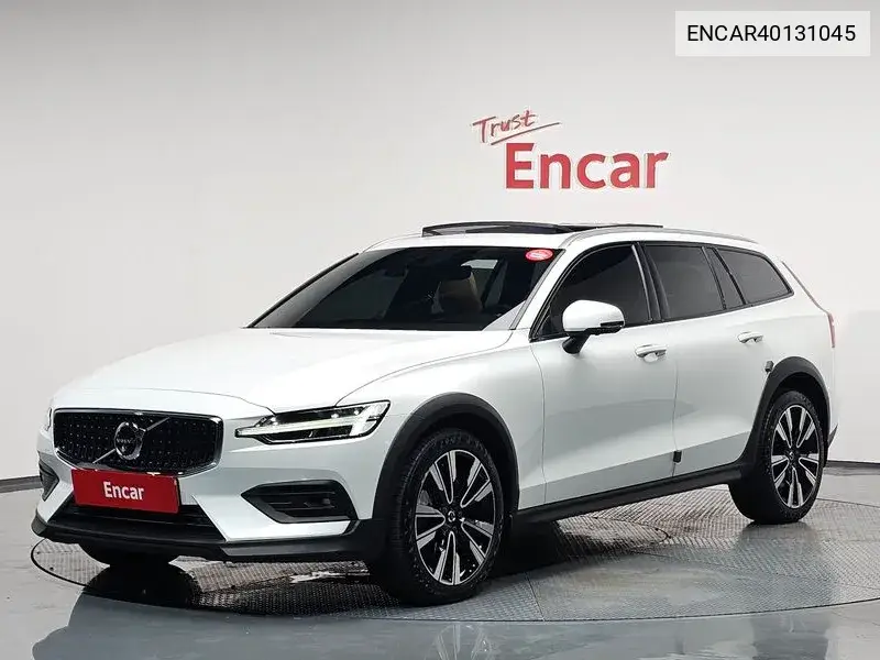 V60 Cross Country 2Nd Generation B5 Pro Awd VIN: ENCAR40131045 Lot: 40131045