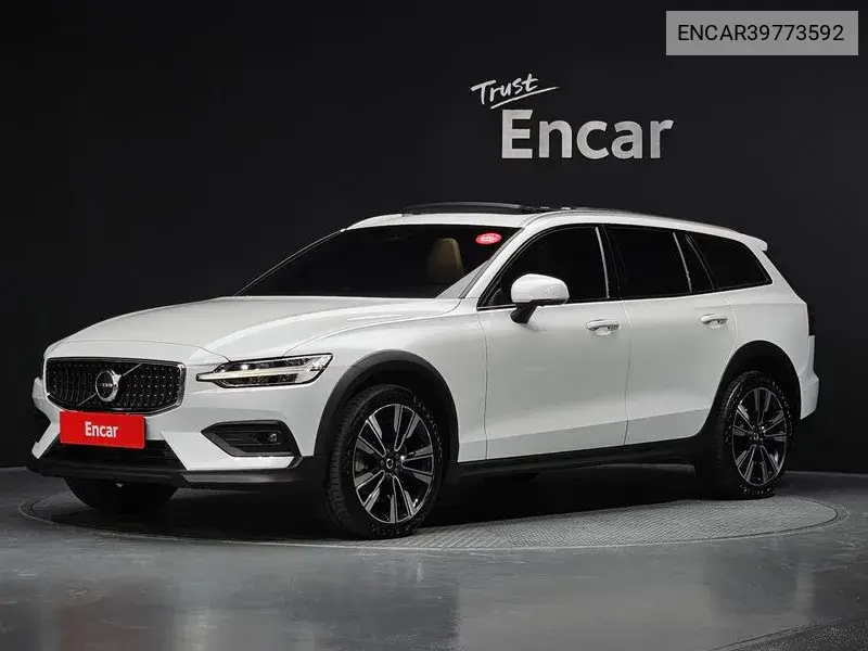 V60 Cross Country 2Nd Generation B5 Ultimate Awd VIN: ENCAR39773592 Lot: 39773592