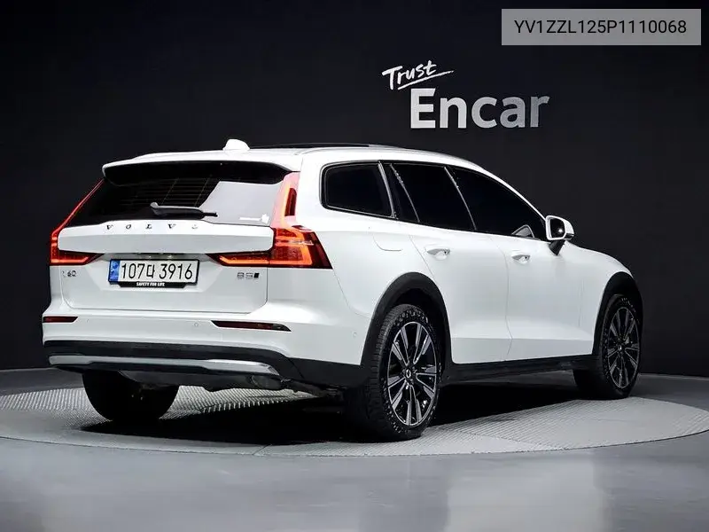 V60 Cross Country 2Nd Generation B5 Ultimate Awd VIN: YV1ZZL125P1110068 Lot: 40131511