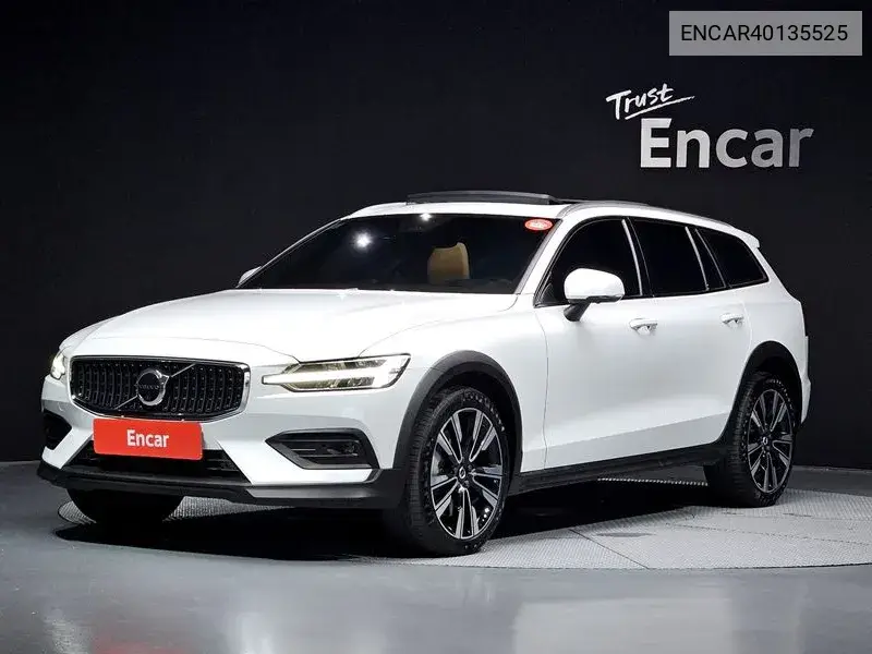 V60 Cross Country 2Nd Generation B5 Ultimate Awd VIN: ENCAR40135525 Lot: 40135525