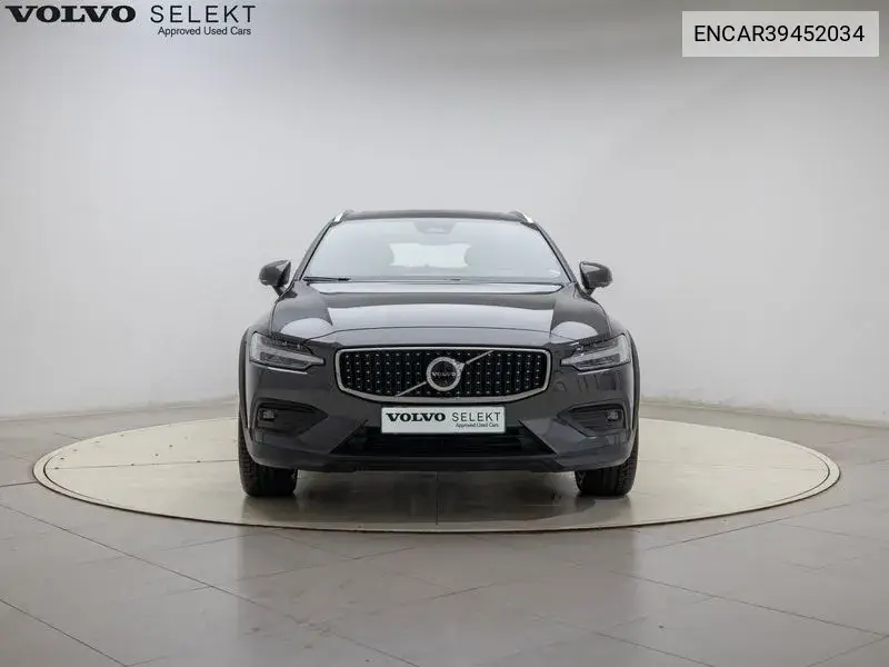 V60 Cross Country 2Nd Generation B5 Ultimate Awd VIN: ENCAR39452034 Lot: 39452034