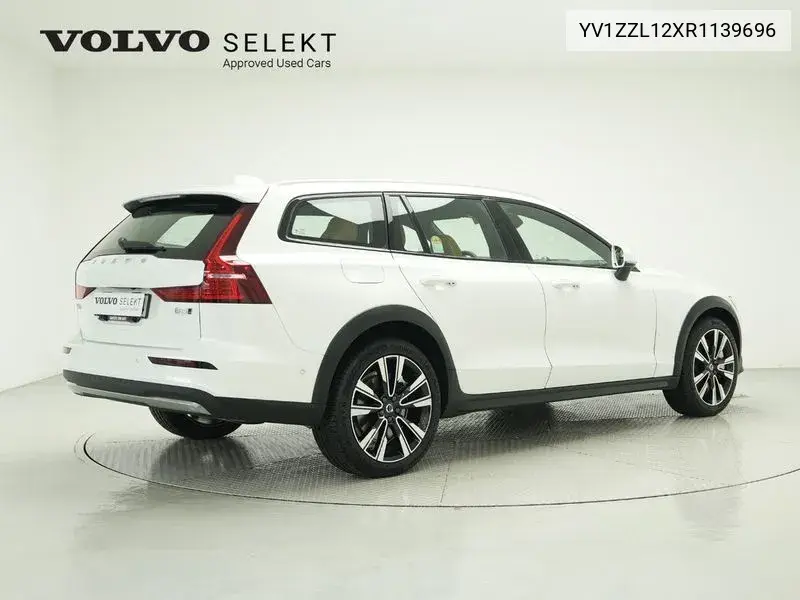 V60 Cross Country 2Nd Generation B5 Ultimate Awd VIN: YV1ZZL12XR1139696 Lot: 39525532