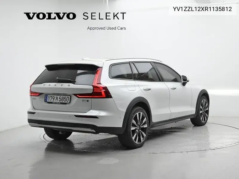 V60 Cross Country 2Nd Generation B5 Ultimate Awd VIN: YV1ZZL12XR1135812 Lot: 39568744