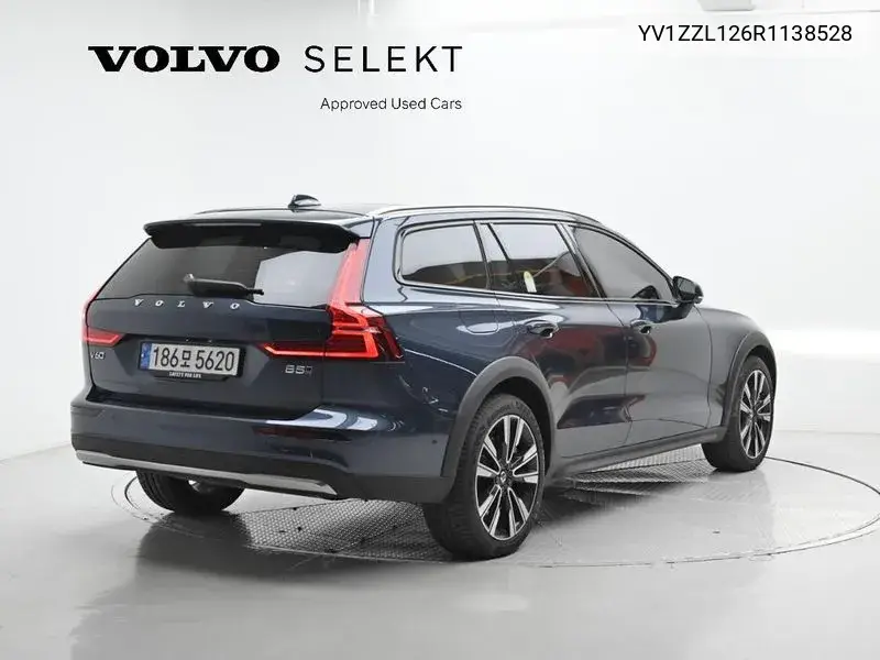 V60 Cross Country 2Nd Generation B5 Ultra Awd VIN: YV1ZZL126R1138528 Lot: 39568761