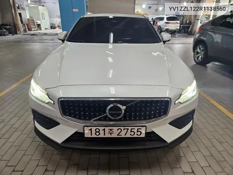 V60 Cross Country 2Nd Generation B5 Ultimate Awd VIN: YV1ZZL122R1138560 Lot: 39777460
