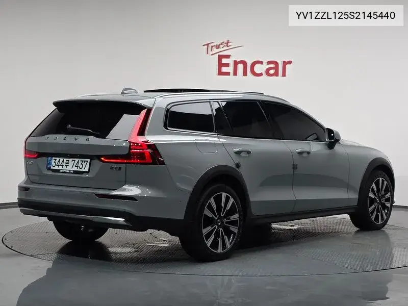 V60 Cross Country 2Nd Generation B5 Ultra Awd VIN: YV1ZZL125S2145440 Lot: 39998538
