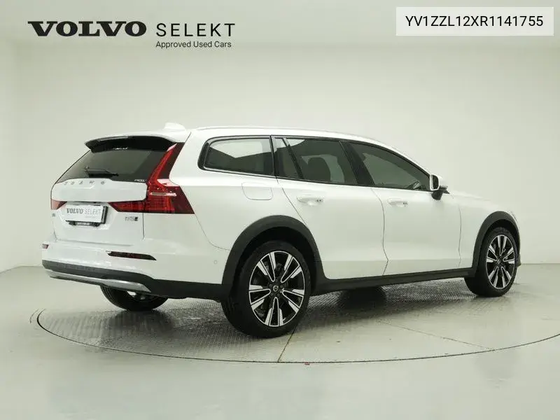 V60 Cross Country 2Nd Generation B5 Ultimate Awd VIN: YV1ZZL12XR1141755 Lot: 40102128