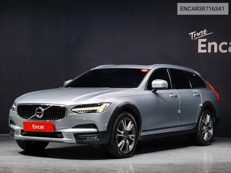 V90 Cross Country D5 Pro Awd VIN: ENCAR38716341 Lot: 38716341