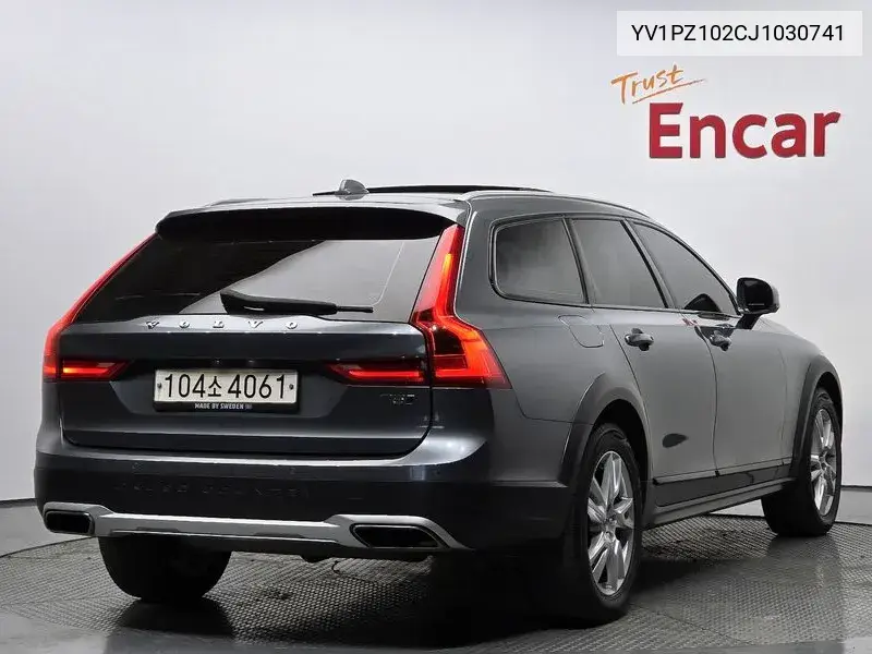 V90 Cross Country T5 Awd VIN: YV1PZ102CJ1030741 Lot: 39054555