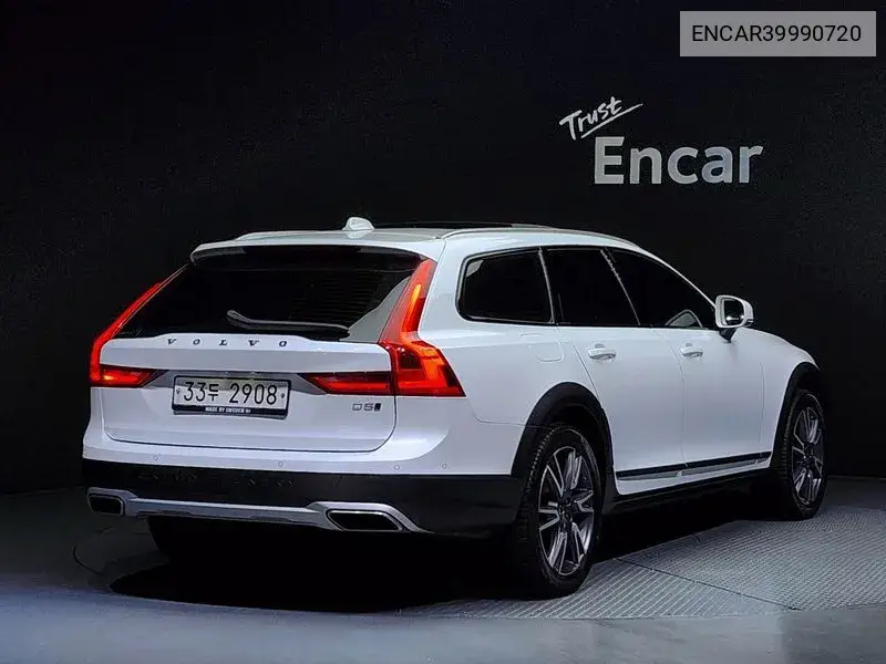 V90 Cross Country D5 Pro Awd VIN: ENCAR39990720 Lot: 39990720