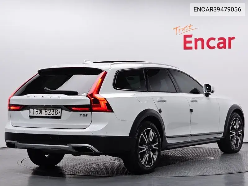 V90 Cross Country T5 Pro Awd VIN: ENCAR39479056 Lot: 39479056