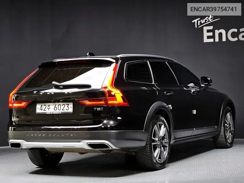 V90 Cross Country T5 Pro Awd VIN: ENCAR39754741 Lot: 39754741