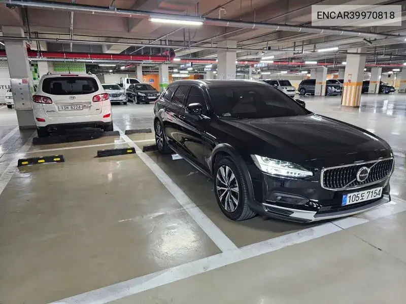 V90 Cross Country B5 Pro Awd VIN: ENCAR39970818 Lot: 39970818