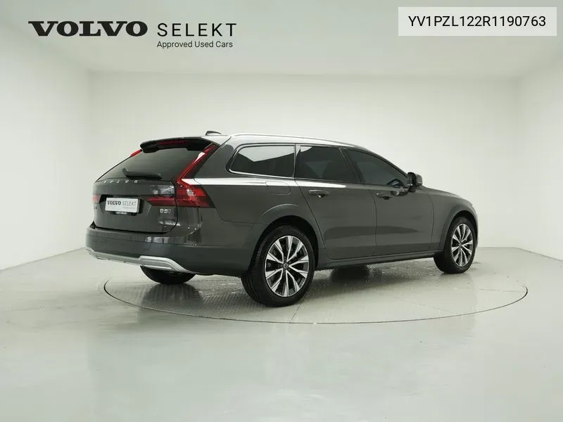 V90 Cross Country B5 Ultimate Awd VIN: YV1PZL122R1190763 Lot: 38765964
