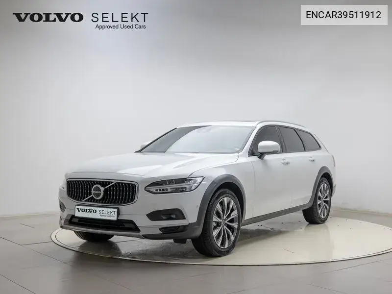 V90 Cross Country B5 Ultimate Awd VIN: ENCAR39511912 Lot: 39511912