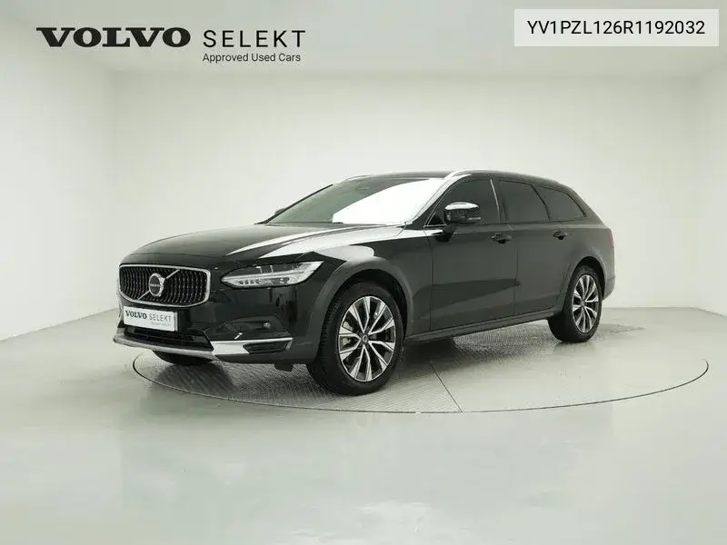 V90 Cross Country B5 Ultimate Awd VIN: YV1PZL126R1192032 Lot: 39831430