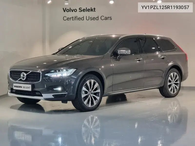 V90 Cross Country B5 Ultimate Awd VIN: YV1PZL125R1193057 Lot: 40010793