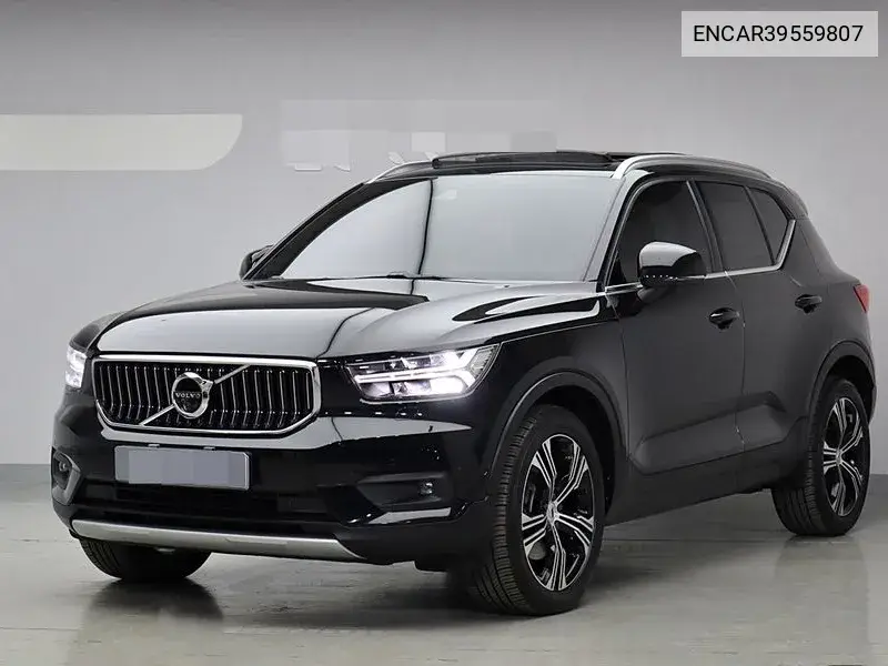 Xc40 T4 In -Script VIN: ENCAR39559807 Lot: 39559807
