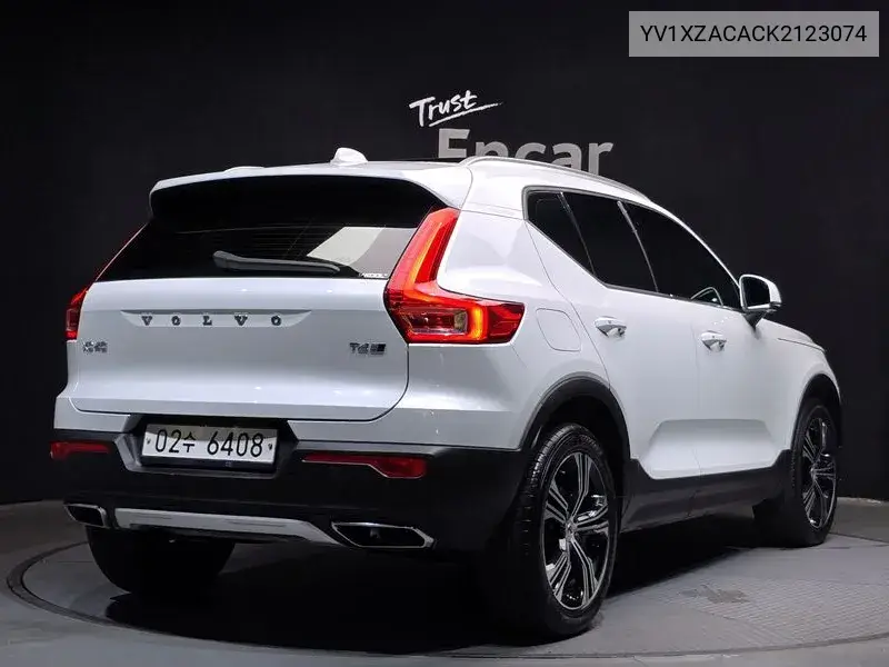 Xc40 T4 Inscription VIN: YV1XZACACK2123074 Lot: 39899922
