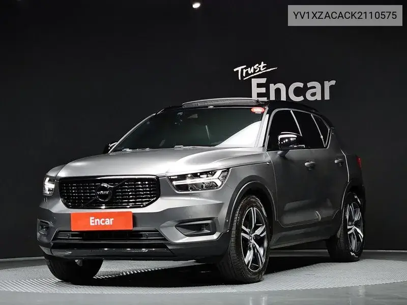 Xc40 T4 R-Design VIN: YV1XZACACK2110575 Lot: 39952530