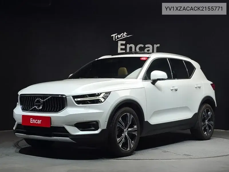 Xc40 T4 Inscription VIN: YV1XZACACK2155771 Lot: 39996485