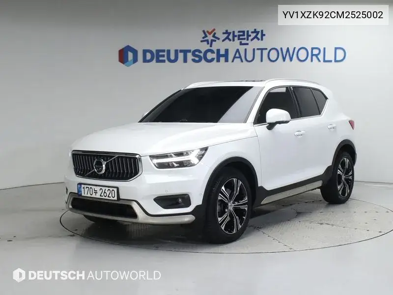 Xc40 B4 Inscription VIN: YV1XZK92CM2525002 Lot: 39935375