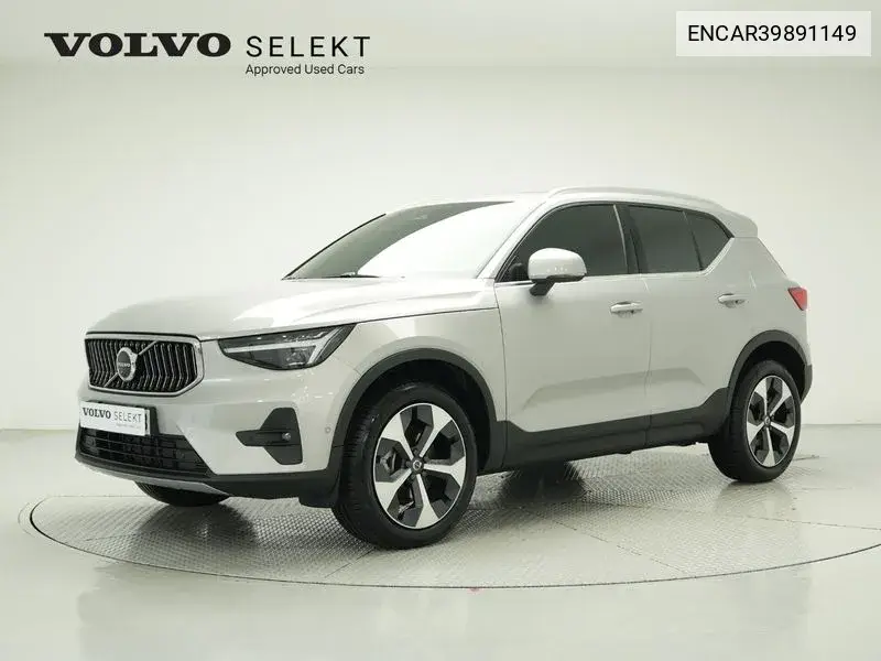 Xc40 B4 Ultra Bright VIN: ENCAR39891149 Lot: 39891149